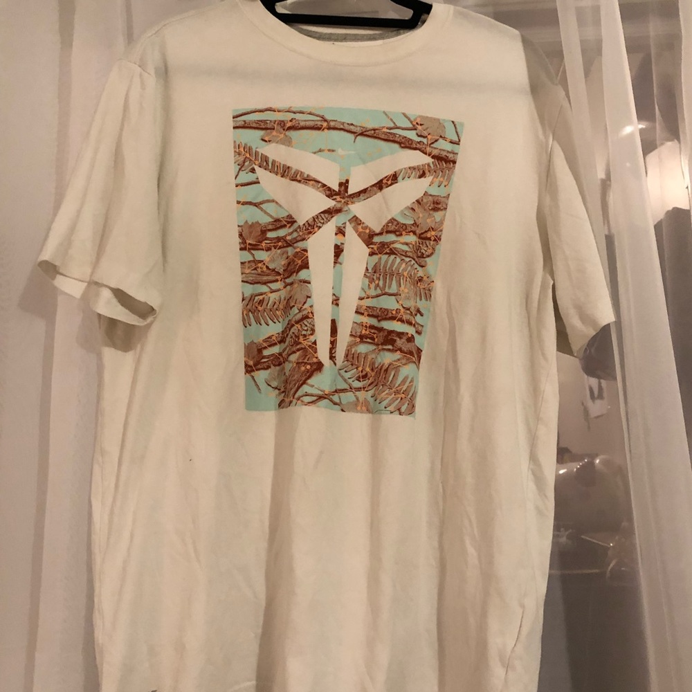 Nike T-shirt